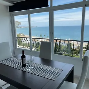 modern-apartment-with-sea-view-close-to-marbella.es-andalucia.com/